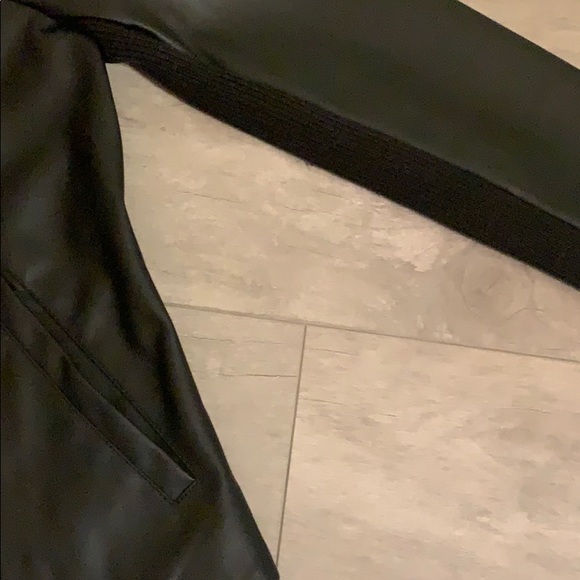 Urban Outfitters Faux leather jacket - Picture 5 of 11